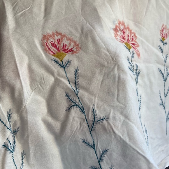 Floral crop Top. Size- L - Picture 8 of 8